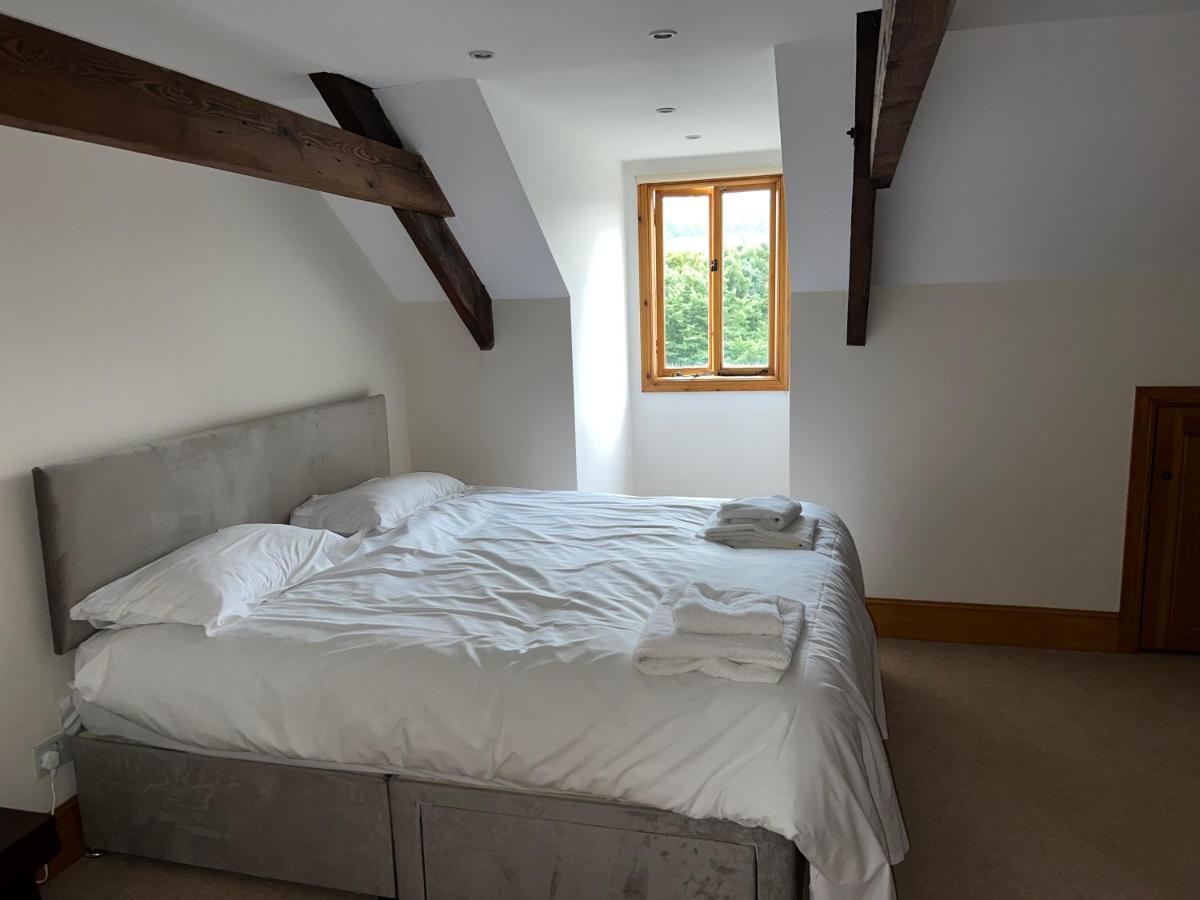 10 Bed Stunning House In Village, With Hot Tub Ovingham 外观 照片